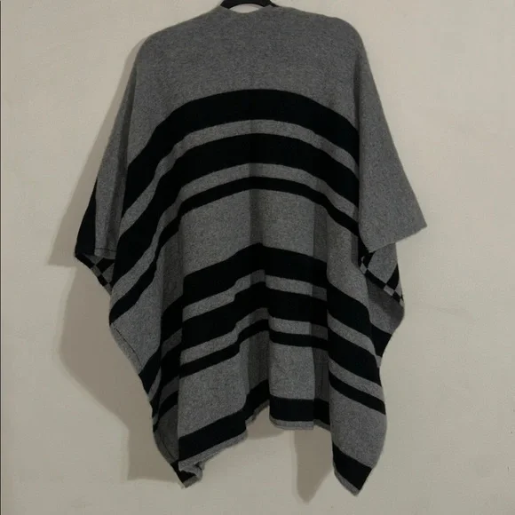 Gray & black cashmere shawl cape one size